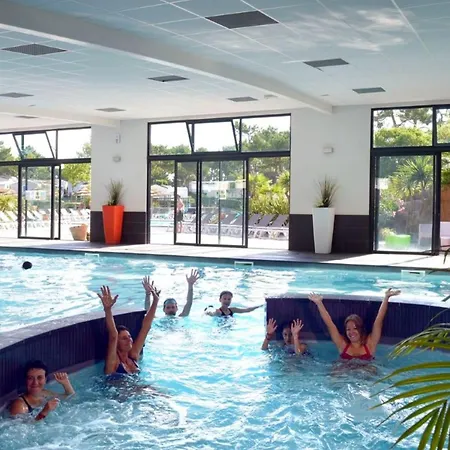 营地 Mobil Spacieux Pour 6 Avec Terrasse - Api-1-52-1464 圣让-德蒙