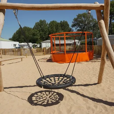 Mobil Spacieux Pour 6 Avec Terrasse - Api-1-52-1464 * 圣让-德蒙