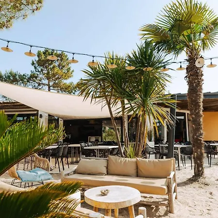 Mobil Spacieux Pour 6 Avec Terrasse - Api-1-52-1464 营地 *