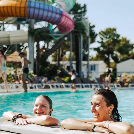 Mobil Spacieux Pour 6 Avec Terrasse - Api-1-52-1464