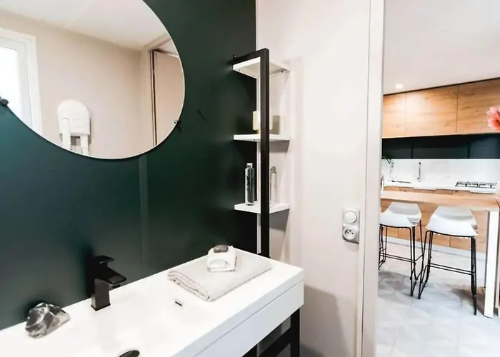 Camping Mobil Spacieux Pour 6 Avec Terrasse - Api-1-52-1464 *