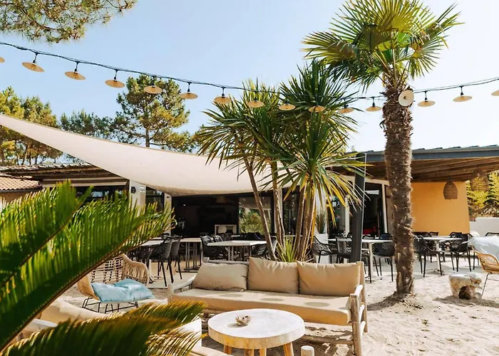 Mobil Spacieux Pour 6 Avec Terrasse - Api-1-52-1464 Camping *